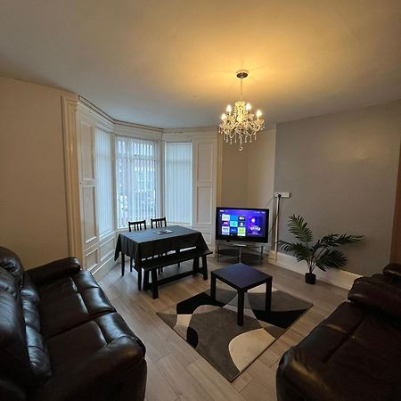 Arthurs Hill Newcastle, Free Parking Fully Equipped Kitchen 4 Bedrooms, Near City Centre Dış mekan fotoğraf