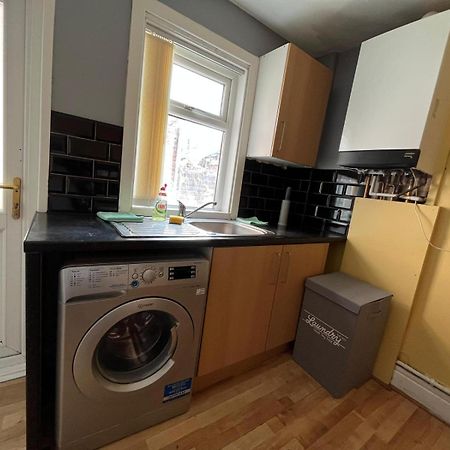Arthurs Hill Newcastle, Free Parking Fully Equipped Kitchen 4 Bedrooms, Near City Centre Dış mekan fotoğraf