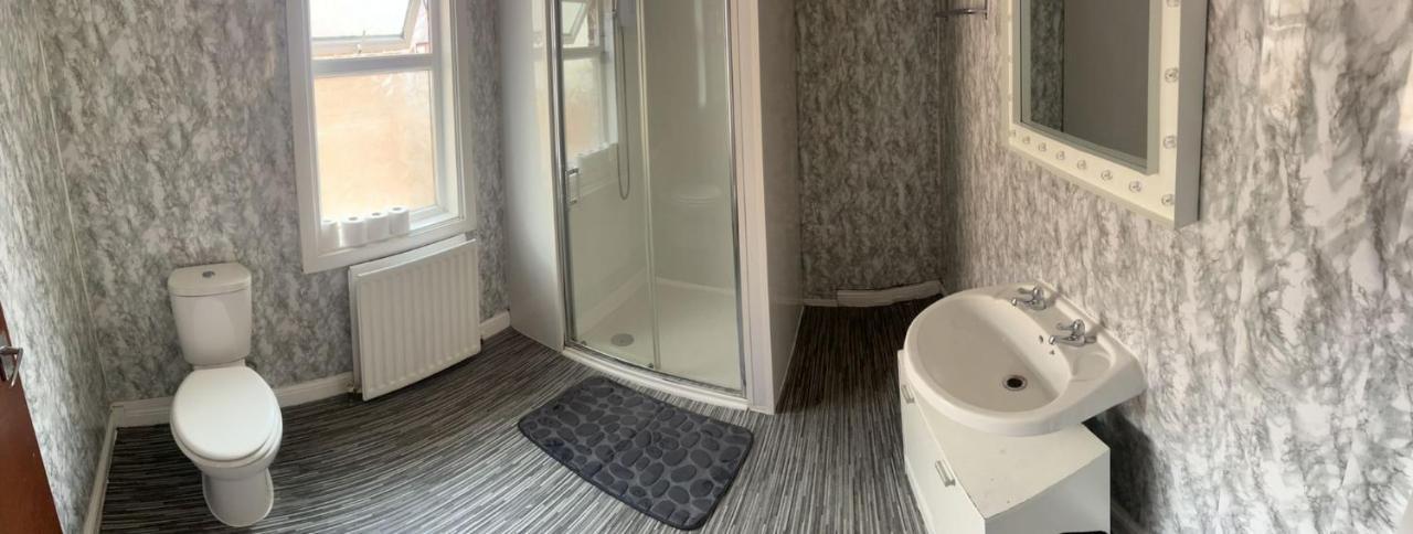 Arthurs Hill Newcastle, Free Parking Fully Equipped Kitchen 4 Bedrooms, Near City Centre Dış mekan fotoğraf